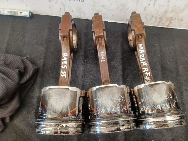 bontott MAZDA 6 Dugattyú