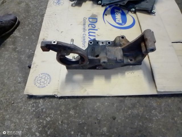 bontott MAZDA 6 Generátor Tartó Bak