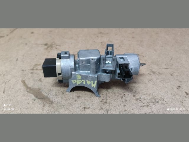 bontott MAZDA 6 Gyújtáskapcsoló Házzal