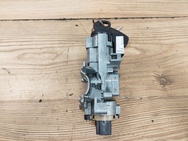 bontott MAZDA 6 Gyújtáskapcsoló Házzal