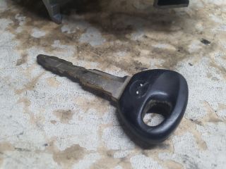 bontott MAZDA 6 Gyújtáskapcsoló Házzal