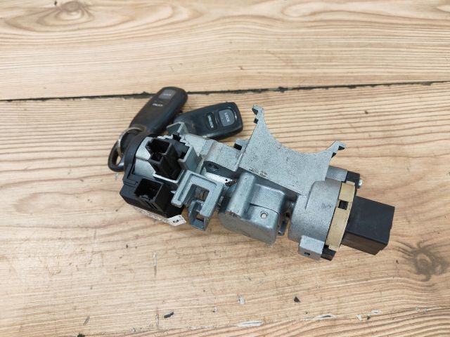 bontott MAZDA 6 Gyújtáskapcsoló Házzal