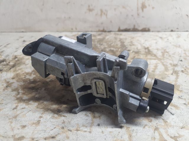 bontott MAZDA 6 Gyújtáskapcsoló Házzal