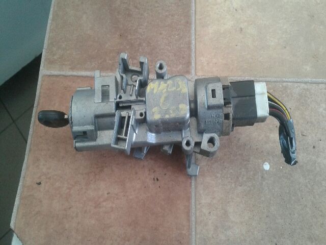 bontott MAZDA 6 Gyújtáskapcsoló Házzal