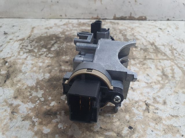 bontott MAZDA 6 Gyújtáskapcsoló Házzal