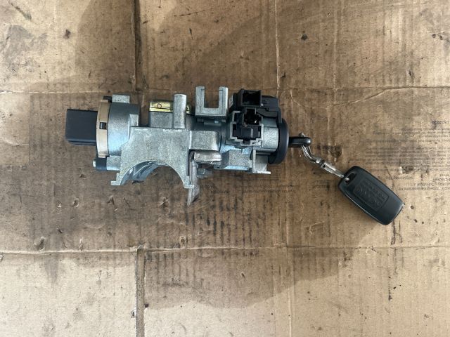 bontott MAZDA 6 Gyújtáskapcsoló