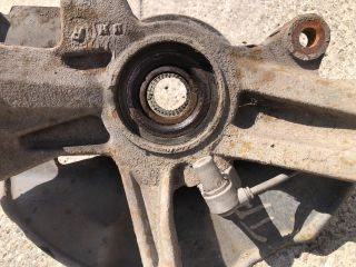 bontott MAZDA 6 Jobb első Csonkállvány Kerékaggyal