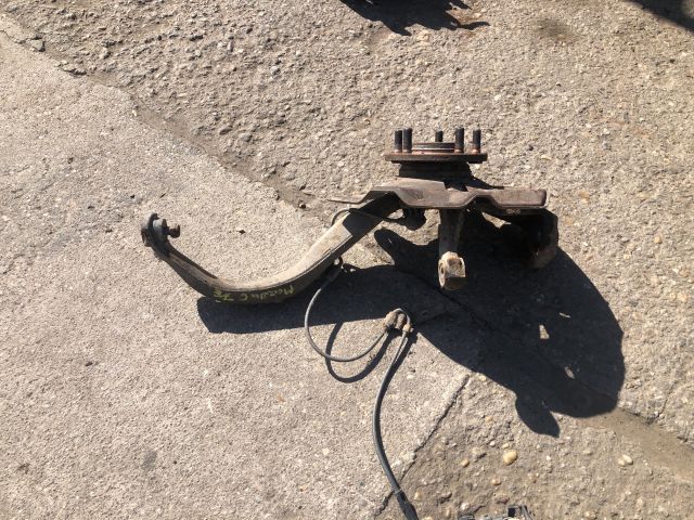 bontott MAZDA 6 Jobb első Csonkállvány Kerékaggyal