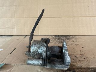 bontott MAZDA 6 Jobb első Féknyereg Munkahengerrel