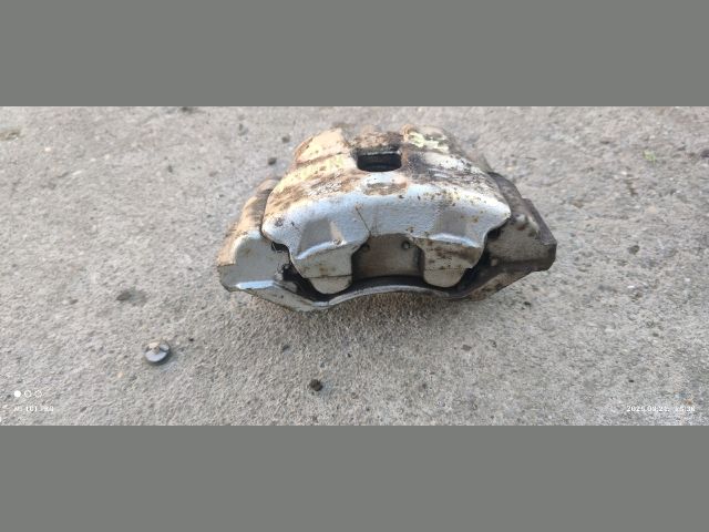 bontott MAZDA 6 Jobb első Féknyereg Munkahengerrel