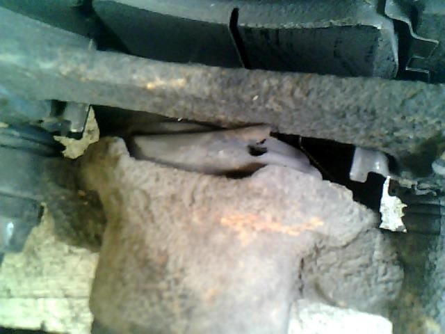 bontott MAZDA 6 Jobb első Féknyereg Munkahengerrel