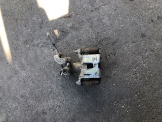 bontott MAZDA 6 Jobb hátsó Féknyereg Munkahengerrel