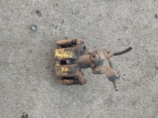 bontott MAZDA 6 Jobb hátsó Féknyereg Munkahengerrel