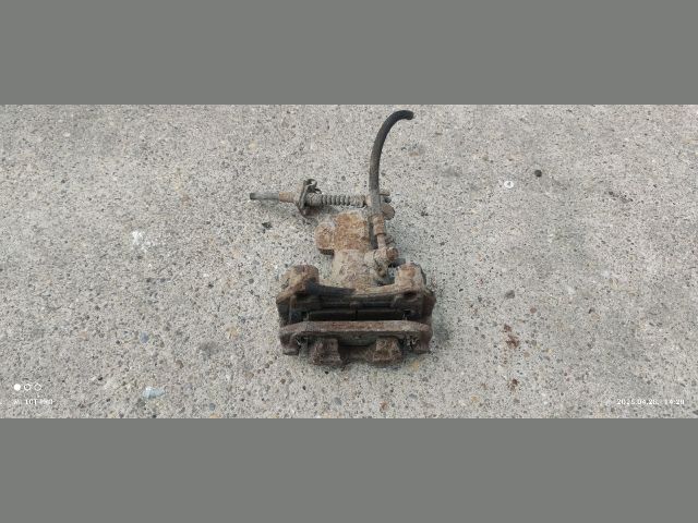 bontott MAZDA 6 Jobb hátsó Féknyereg Munkahengerrel