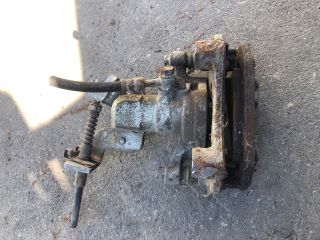 bontott MAZDA 6 Jobb hátsó Féknyereg Munkahengerrel