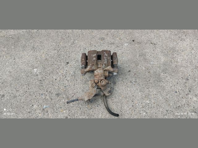 bontott MAZDA 6 Jobb hátsó Féknyereg Munkahengerrel