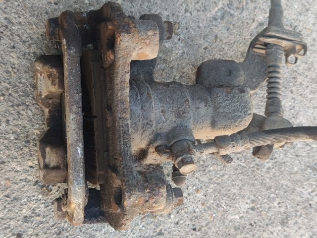 bontott MAZDA 6 Jobb hátsó Féknyereg Munkahengerrel