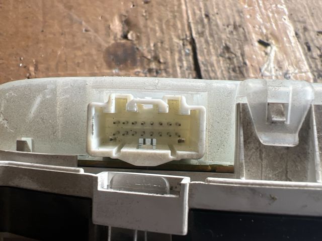 bontott MAZDA 6 Kilométeróra