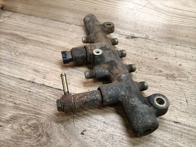 bontott MAZDA 6 Közösnyomócső