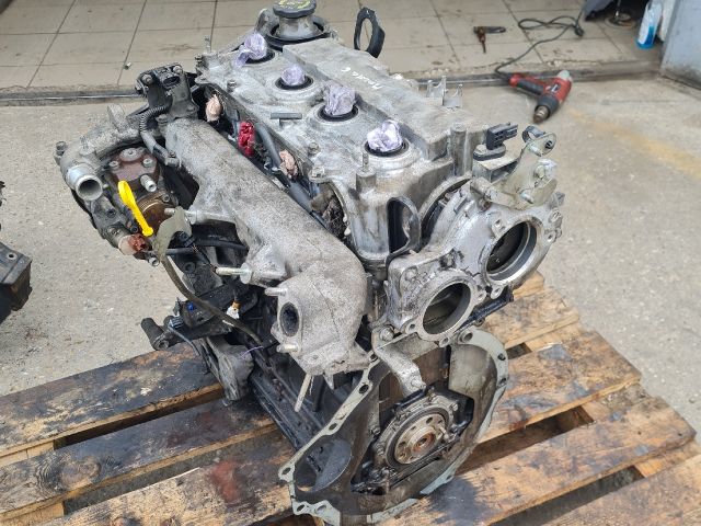 bontott MAZDA 6 Motor (Fűzött blokk hengerfejjel)