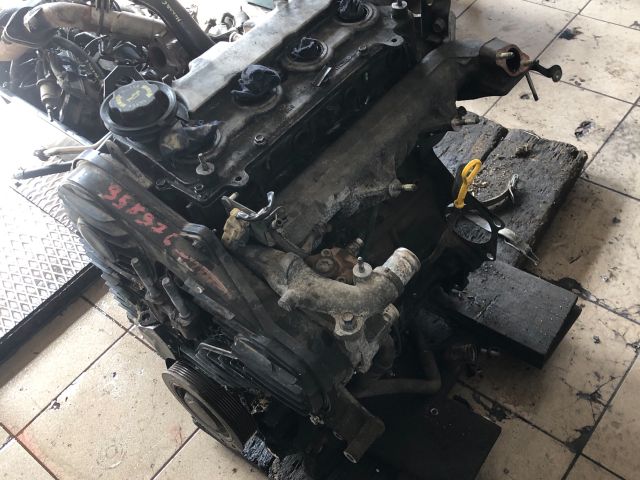 bontott MAZDA 6 Motor (Fűzött blokk hengerfejjel)