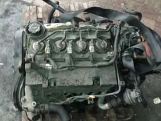 bontott MAZDA 6 Motor (Fűzött blokk hengerfejjel)