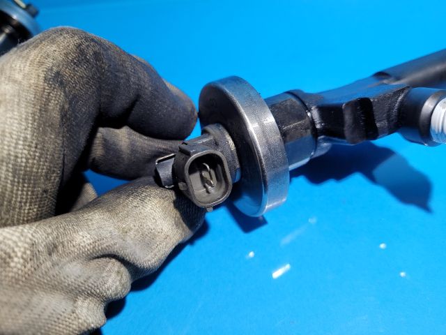 bontott MAZDA 6 Porlasztó Sor / Híd