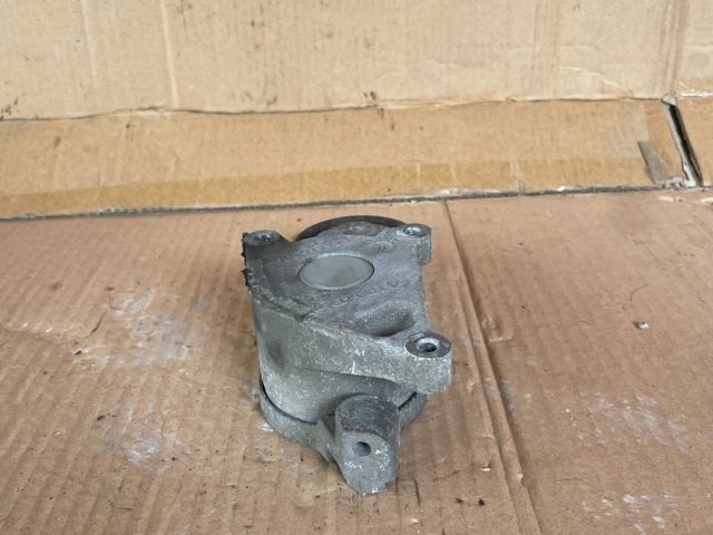 bontott MAZDA 6 Szíjfeszítő Görgő