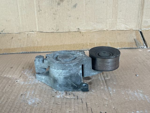 bontott MAZDA 6 Szíjfeszítő Görgő