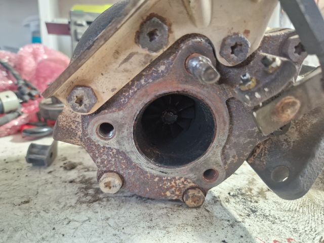 bontott MAZDA 6 Turbó