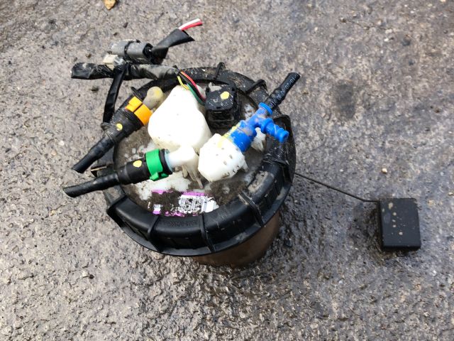 bontott MAZDA 6 Üzemanyagszint Jeladó