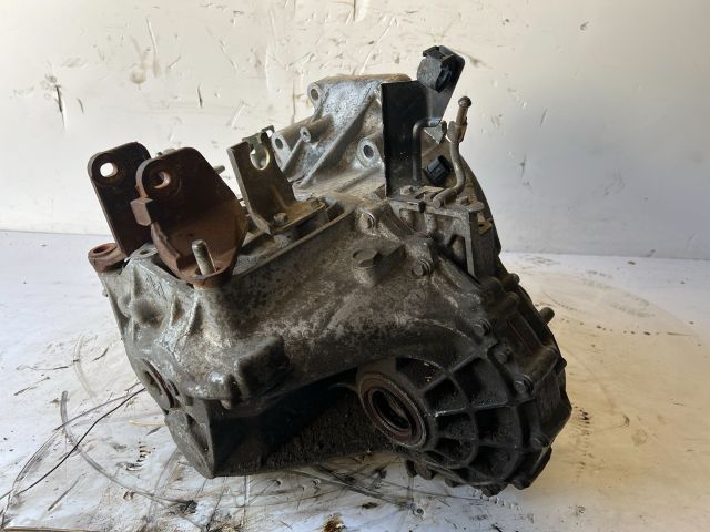 bontott MAZDA 6 Váltó (Mechanikus)