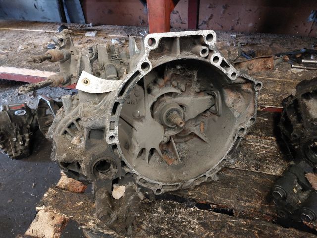 bontott MAZDA 6 Váltó (Mechanikus)