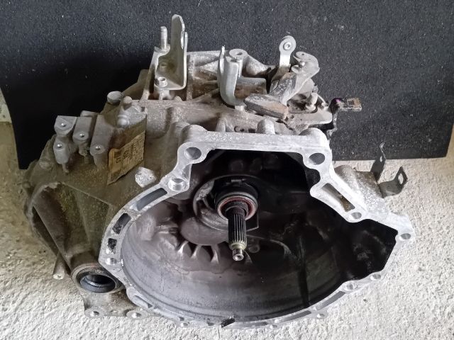 bontott MAZDA 6 Váltó (Mechanikus)