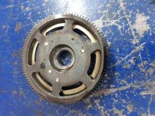 bontott MAZDA 6 Vezérműkerék