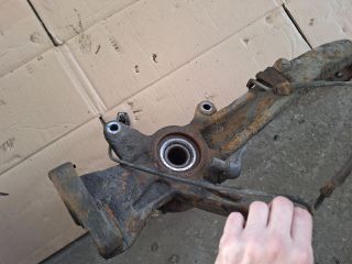 bontott MAZDA 6 Jobb első Csonkállvány Kerékaggyal