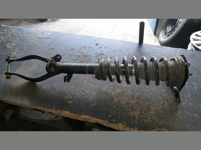 bontott MAZDA 6 Jobb első Gólyaláb (Lengécsillapító, Rugó)