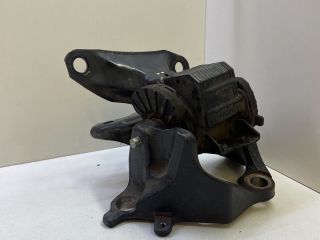 bontott MAZDA 6 Motor Tartó Bak Bal