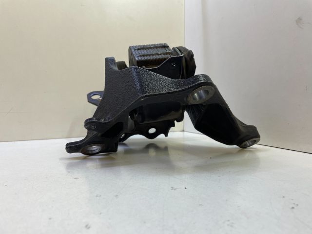 bontott MAZDA 6 Motor Tartó Bak Bal