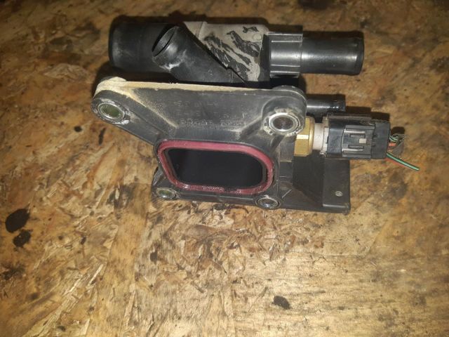 bontott MAZDA 6 Termosztátház