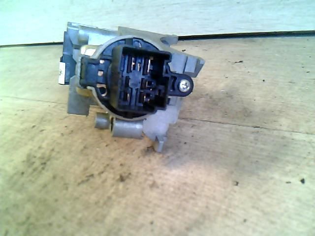 bontott MAZDA 6 Gyújtáskapcsoló Házzal