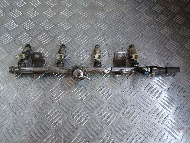 bontott MAZDA 6 Porlasztó Sor / Híd