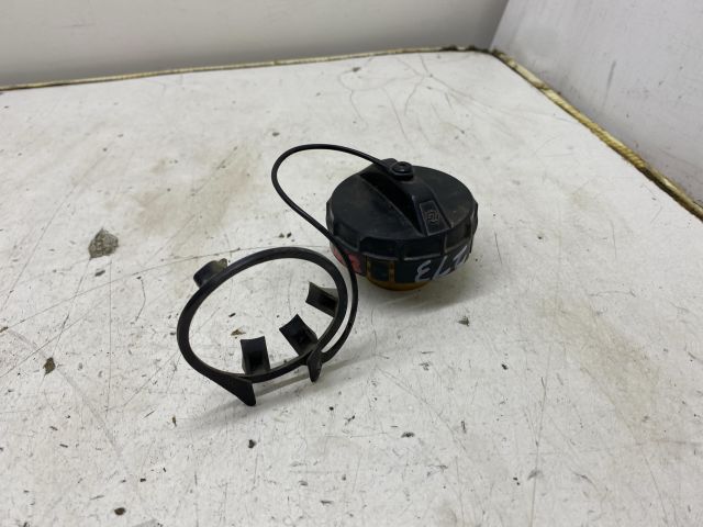 bontott MAZDA 6 Tanksapka