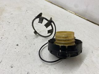 bontott MAZDA 6 Tanksapka