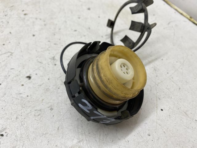 bontott MAZDA 6 Tanksapka