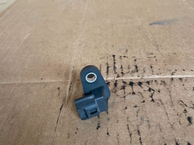 bontott MAZDA 6 Vezérműtengely Fordulatszám Jeladó