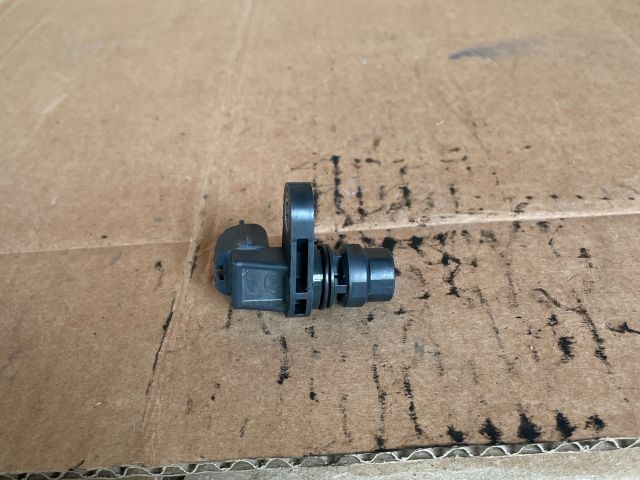 bontott MAZDA 6 Vezérműtengely Fordulatszám Jeladó