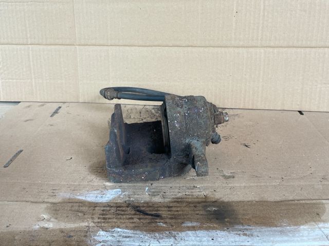 bontott MAZDA 6 Bal első Féknyereg Munkahengerrel