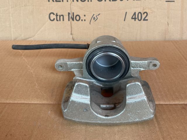 bontott MAZDA 6 Bal első Féknyereg Munkahengerrel