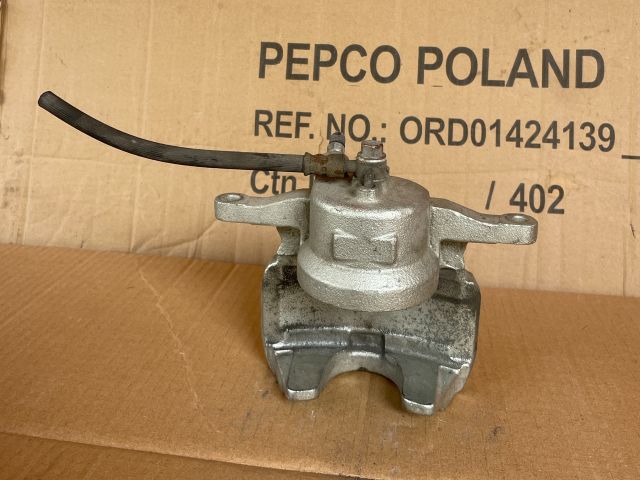 bontott MAZDA 6 Bal első Féknyereg Munkahengerrel